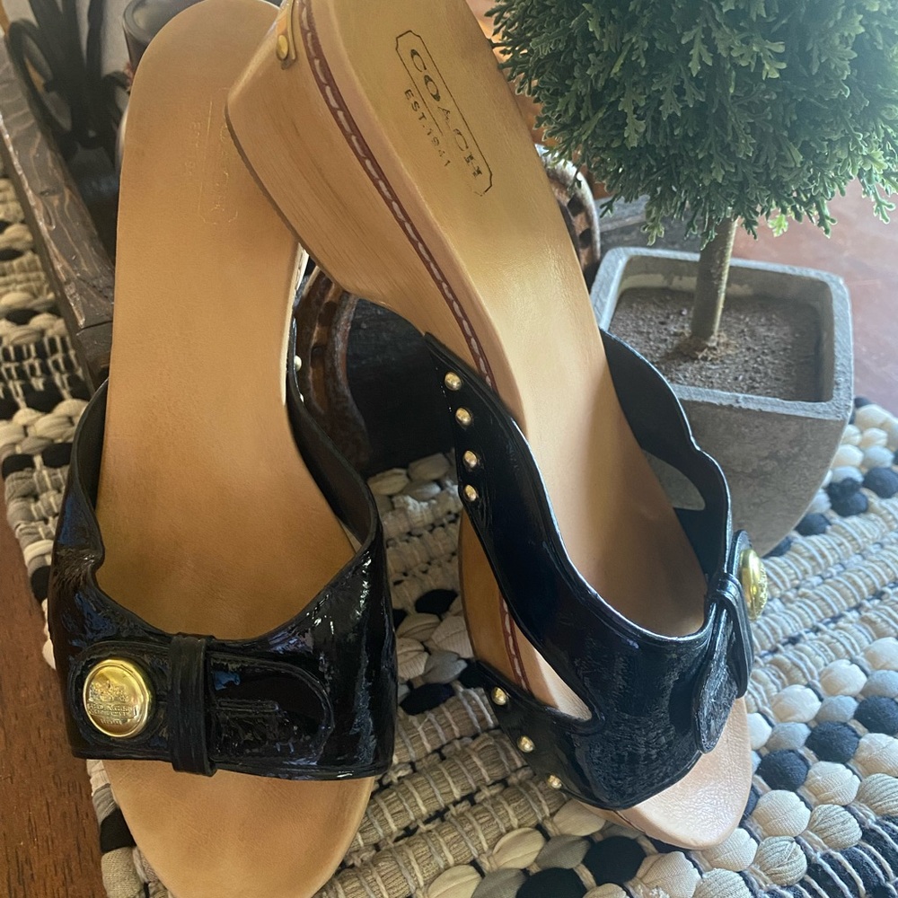 COACH SANDALS 7M